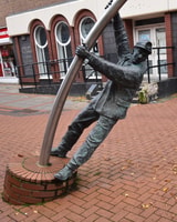 Bienvenue à la visite d'une demi-journée de Wrexham de Wrexham. - Housity