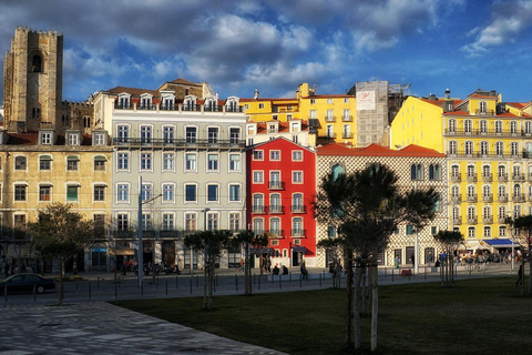Lisbon: Guided City Tour with Tuk Tuk Discover Old Town & Belem