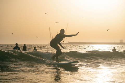 ماتوسينوس: درس ركوب الأمواج لجميع المستويات