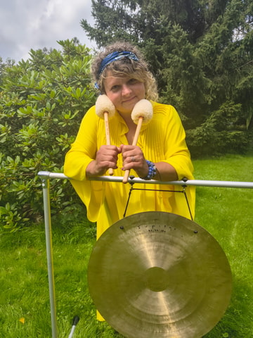Bath: Gong Sound Healing Experience
