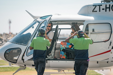 Cape Town: Sightseeing Helicopter Ride from V&A Waterfront 12-min Shared Scenic Flight