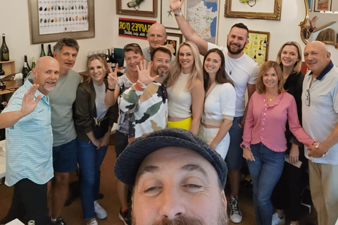 Paryż: Degustacja wina z 6 winami i deską serów