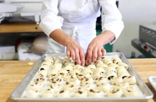 Paris: Unterhaltsamer Croissant- und Gebäck-Backkurs mit einheimischer Chefköchin