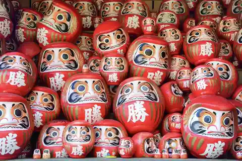 大阪：箕面、勝尾寺、嵐山、平等院（神戸牛ランチ付き）