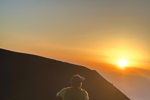 COUCHER DE SOLEIL À ETNA : VISITE GUIDÉE D'ETNA AVEC PRISE EN CHARGE DEPUIS CATANE