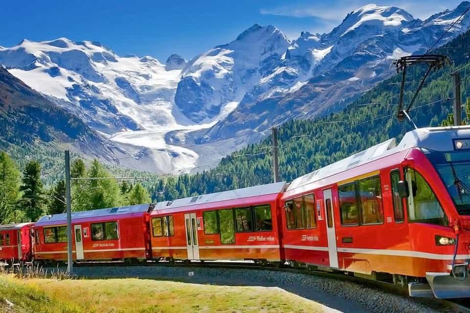 Tour photo: Bernina Red Train and St. Moritz tour from Milan