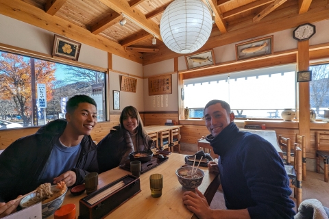 Au départ de Tokyo : Excursion privée d'une journée dans la région du Mont FujiPick-up Tokyo / Drop-off Tokyo