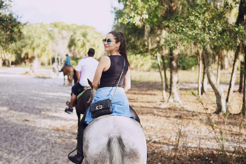 San José: Horseback Riding in Scenic Cloud Forest