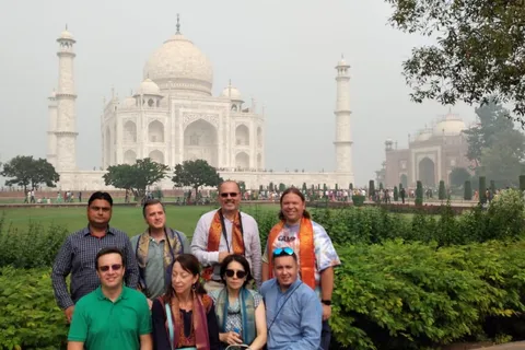 Agra: Tour del Forte di Agra e di Mehtab Bagh