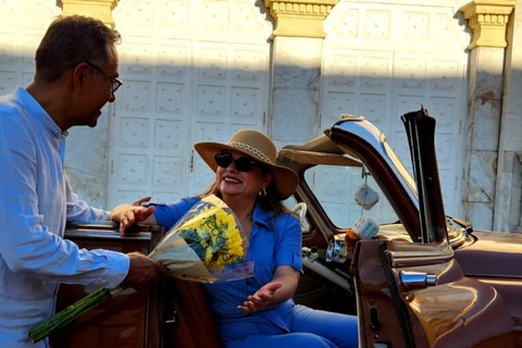 Take a ride in a vintage car and snap some photos in Cartagena de Indias Vintage car ride with a photo shoot