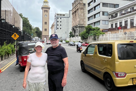 Colombo: Guided City Tuk Tuk Tour with Snacks and Transport