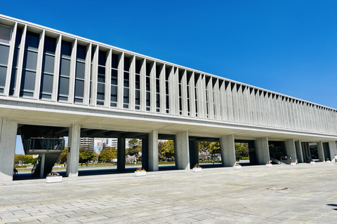 Hiroshima Historical Walking Tour - Varför atombomben fälldes