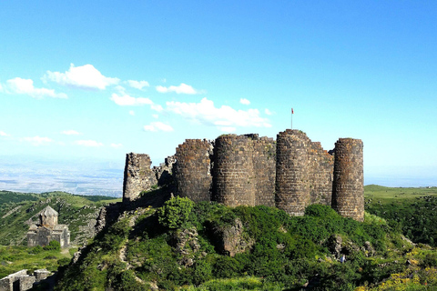 يريفان: قلعة أمبرد، مرصد بيوراكان وجولة البحيرة