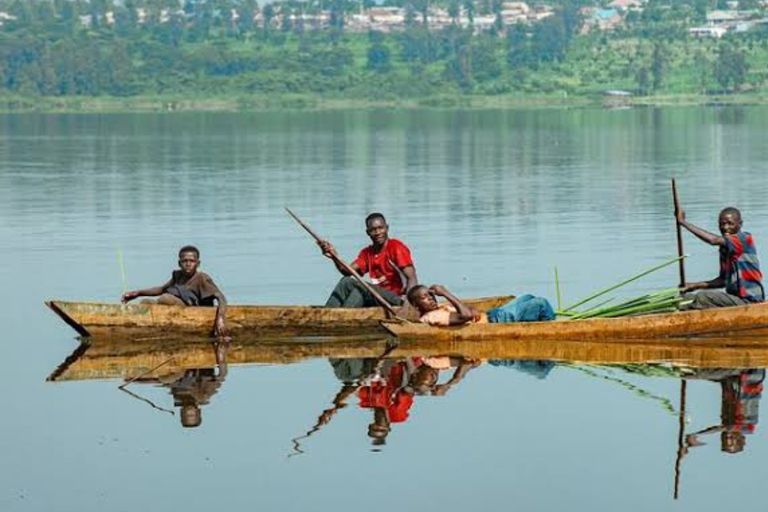 Bugesera Farm Experience, Local Meal & Sunset Boat Tour