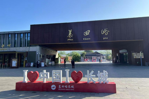 Great Wall: Mutianyu Morning Tour from Beijing