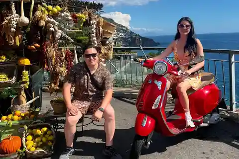 Privat Amalfikustens Vespa-tur med ljudguide och förare