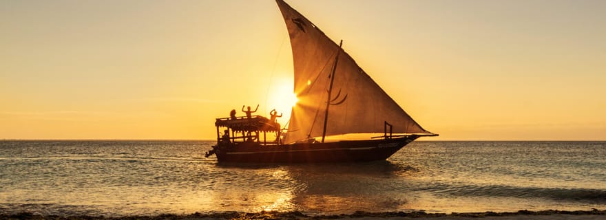 Stonetown : Croisière panoramique au coucher du soleil avec jazz en direct