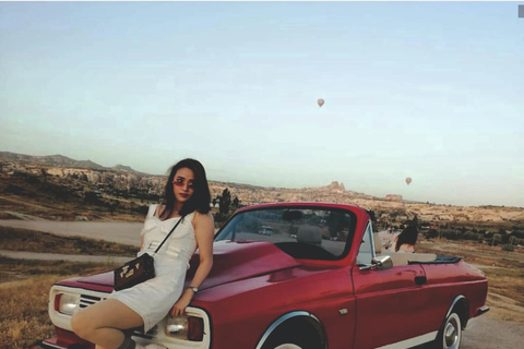 Nevsehir: Classic Car Tour of Cappadocia with Photo ShootStandard Option