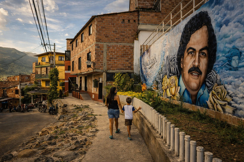 Medellín: Escobar, Colombian Conflict & Transformation