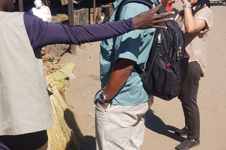 Livingstone: Passeio pela cidade com visita ao museu e ao mercadoLivingstone: passeio pela cidade com visita ao museu e ao mercado