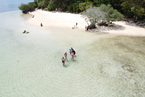 CORON SUPER ULTIMATE TOUR - PRIVATE BOAT TOUR with LUNCH