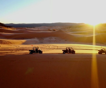 Kanab: Coral Pink Sand Dunes UTV, Slot Canyon & Sand Surfing