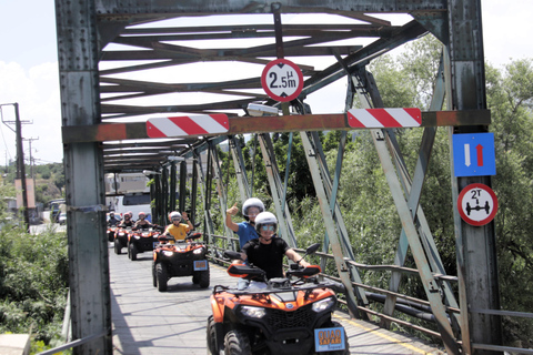 De Rethymno a Panormo Bali: Passeio de Quad Safari 57 km, 4 horasUm quadriciclo ATV para 2 pessoas