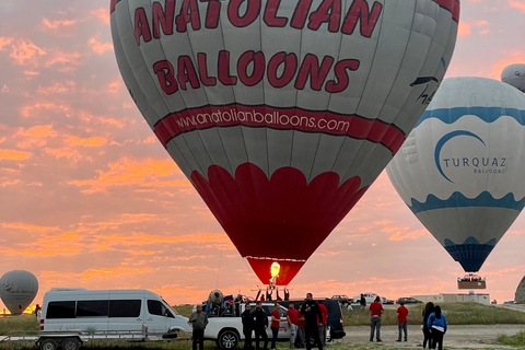 Cappadocia Sunrise Balloon Flight med champagneKomfortflyg