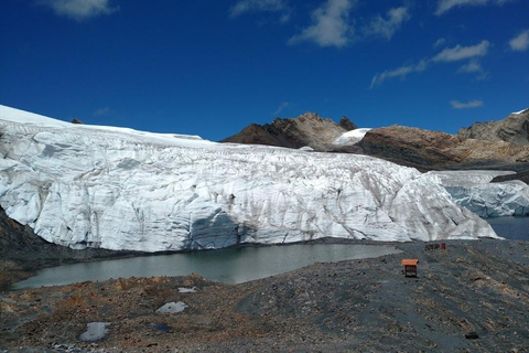 Huaraz: Dia inteiro Nevado Pastoruri + Águas Espumantes