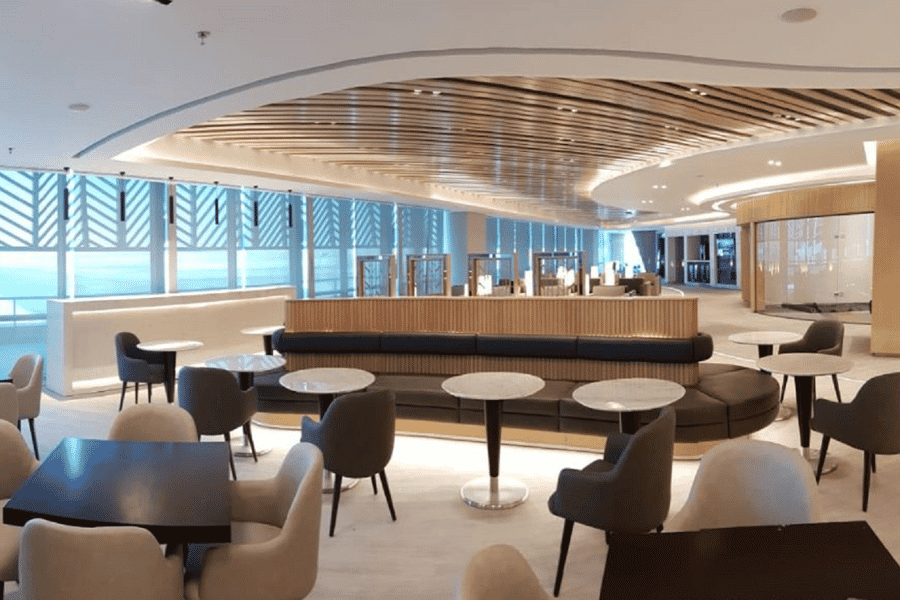 CAI Internationaler Flughafen Kairo: Zugang zur Ahlein Lounge. Foto: GetYourGuide CAI Internationaler Flughafen Kairo: Zugang zur Ahlein Lounge. Foto: GetYourGuide