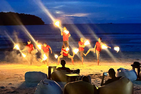 Beach Firedance Performance am CenangHill