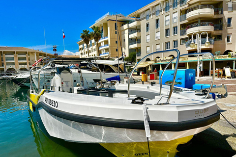 فريجوس: رحلة بحرية Esterel Calanques (قارب مريح) + محطة للسباحة