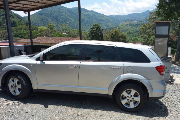 Medellin: Pablo Escobar Hacienda Napoles Full Day Tour