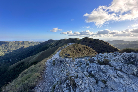 El Valle: La India Dormida Hike + Epic Views & Local Stories