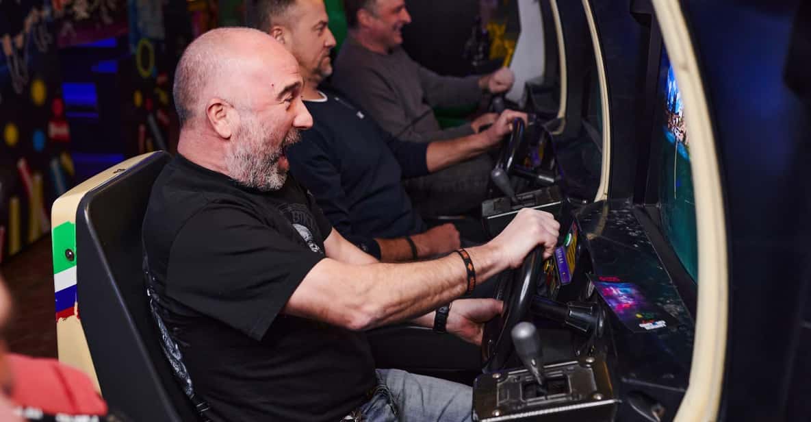 Cyber Arcade de Fun Arena en el centro de Praga | GetYourGuide