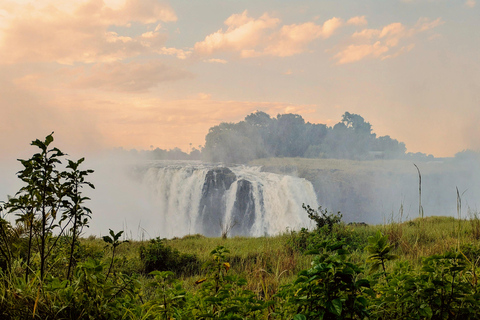 Victoria Falls Guided Sunset Tour – Golden Hour Experience Victoria Falls Golden Hour Tour – Photo Walk