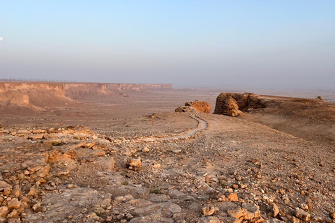 Från Riyadh: Världens utkant och äventyret Darb Al-Manjoor