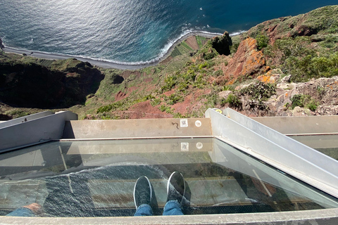 Madeira: Pico do Arrieiro SunrisePico do Arrieiro Sunrise tour