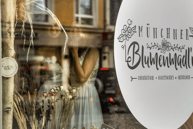 Munich: Flower Loop Workshop