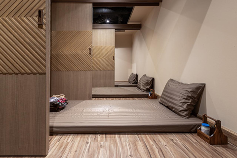 Bangkok: ThaiThai Massage near BTS Asok (Sukhumvit 25) Coconut Aromatherapy Oil Massage (90 Min)