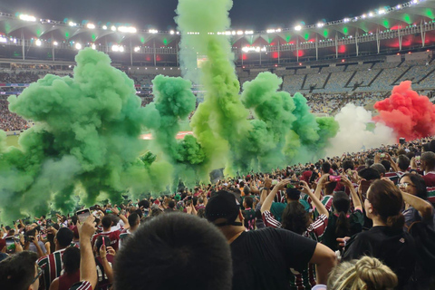 Rio de Janeiro: Biglietto e bevanda per la partita allo stadio Maracanã