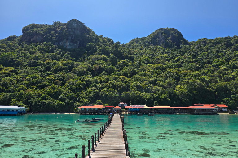 Semporna: Marine Park 3 Island Hike, Snorkel/Dive & lunch Semporna: Tun Sakaran Marine Park SCUBA DIVING