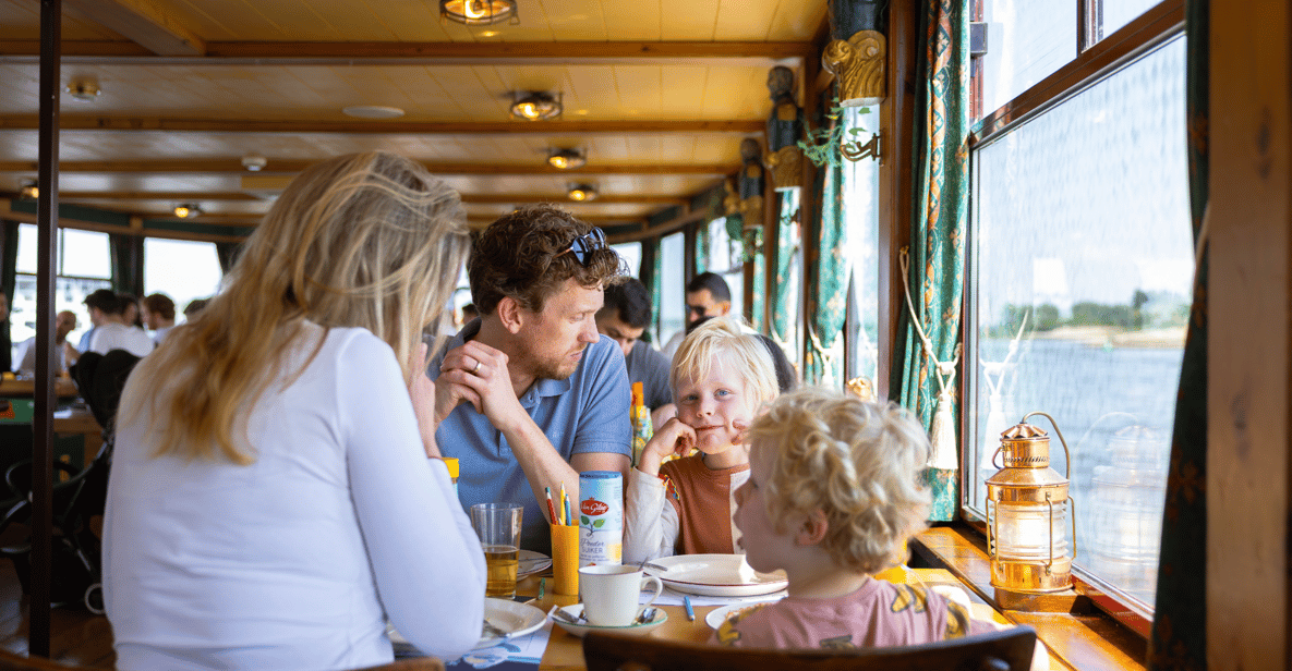 Afbeelding 1 van Amsterdam: Riviercruise met all-you-can-eat Nederlandse pannenkoeken