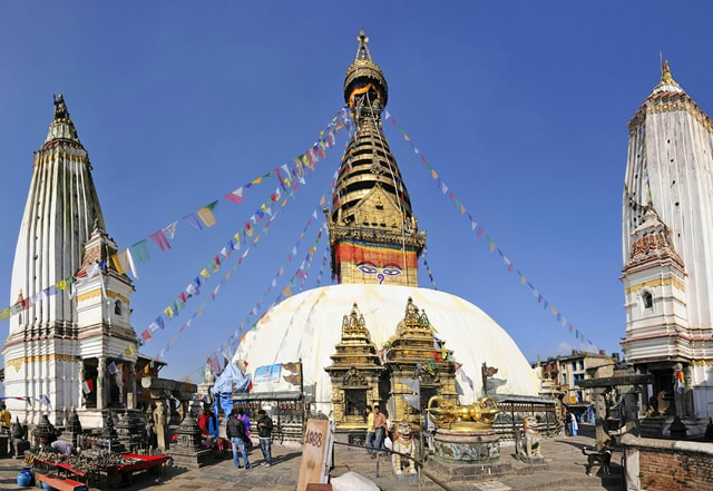 Kathmandu: Full-Day Budget Bus Tour of Kathmandu Valley