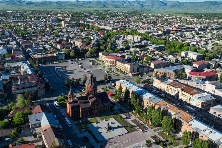 Gyumri City Tour with Black Fortress & Harichavank Monastery