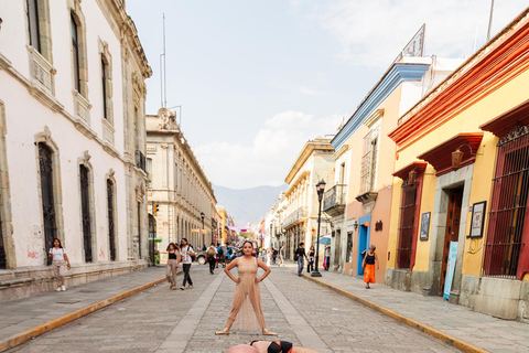 Oaxaca: Photography Shoot with Ballerina and Guide