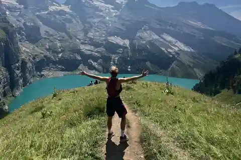 Kandersteg: Guidad vandring med en schweizisk triathlet