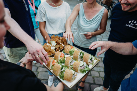 Enjoy a tour through Altona and Ottensen Weekend Food Tour through Altona and Ottensen