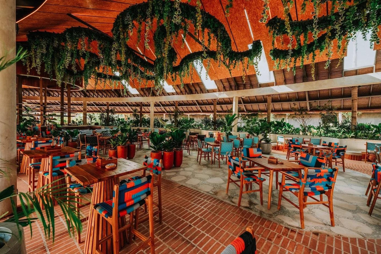 Bali/Canggu: Atlas Beach House Day Pass Full Day Pass