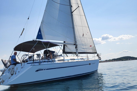 دوبروفنيك - جولة خاصة لمدة نصف يوم بالقارب الشراعي إلى جزر إلافيتي